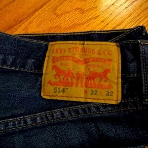 Men’s Levi’s 514 - they are in great shape